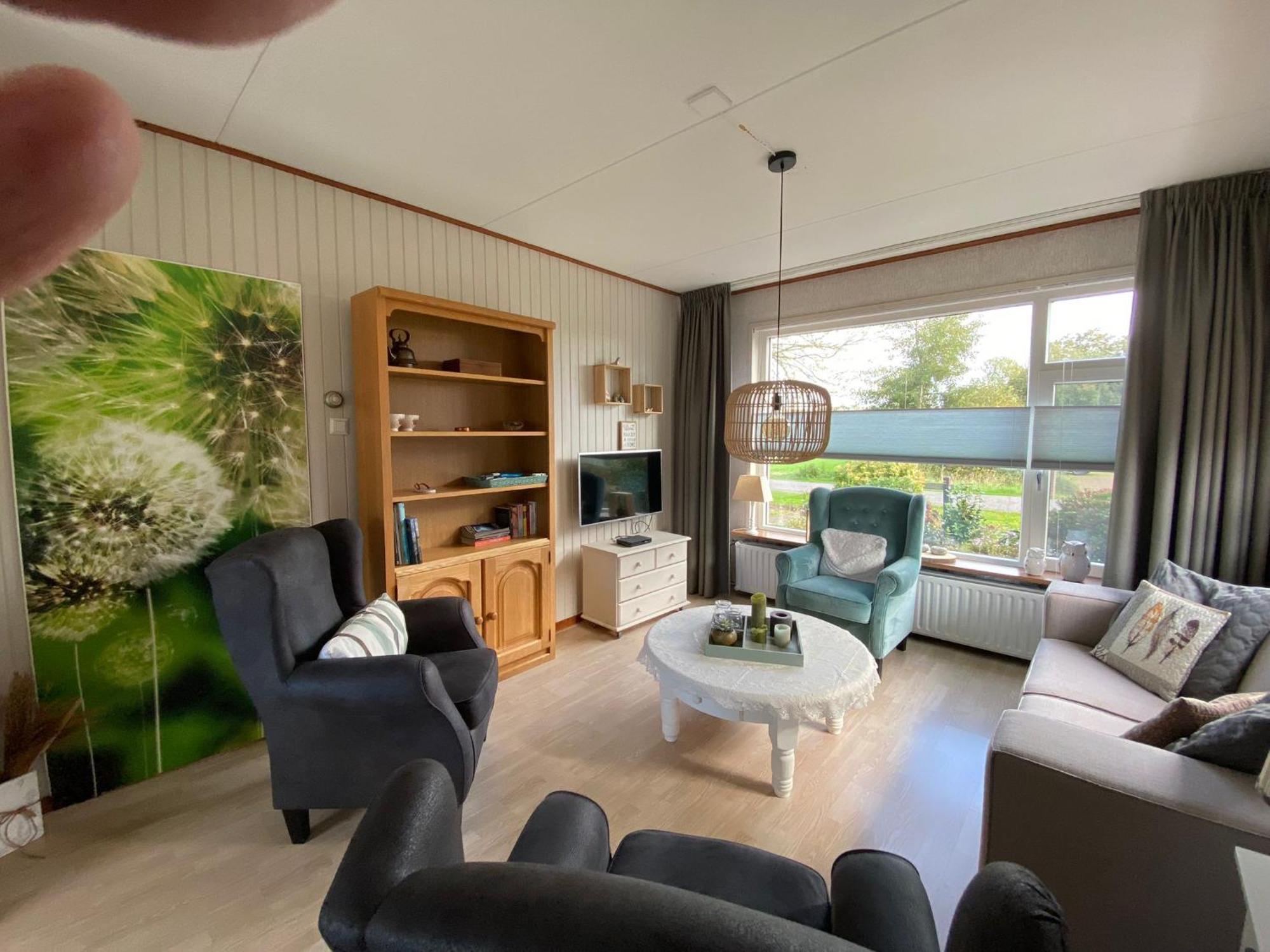 Huis Bij Het Water Met Sloepje Jutrijp Экстерьер фото